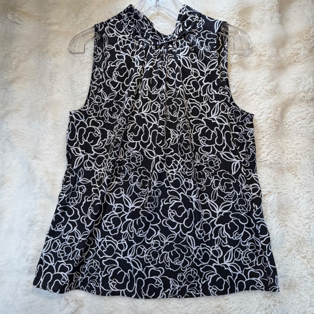 White House Black Market Blossom Lines Black Floral Ruffle‎ Neck Shell Top